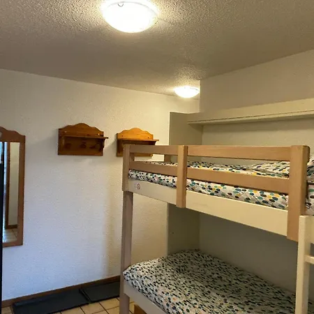 Champs Fleuris 3 Apartment *